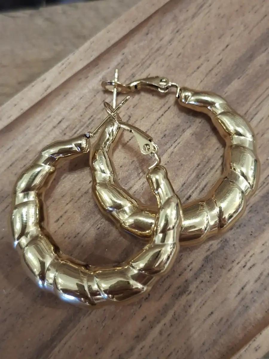 boucle d'oreille ela
